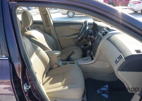 2013 Toyota Corolla Le Special Edition z USA, uszkodzony, nr VIN 2T1BU4EE5DC098589